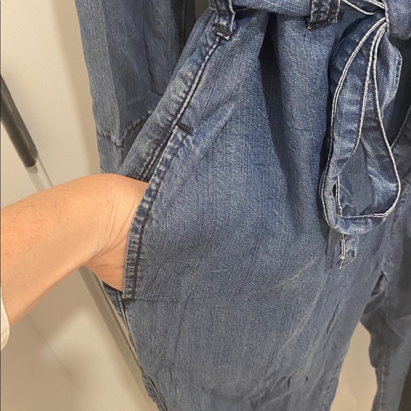 Free People Lou Chambray Denim Blue Jumpsuit Women’s Size 2 Coastal Cowgirl - Picture 6 of 11